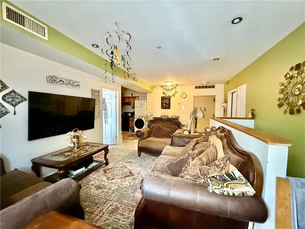 157 Avenue P Bensonhurst Brooklyn NY 11204