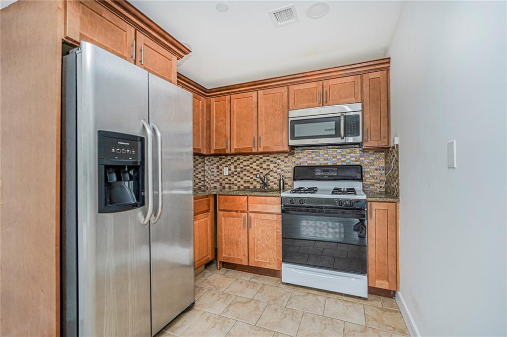 3165 Emmons Avenue Sheepshead Bay Brooklyn NY 11235