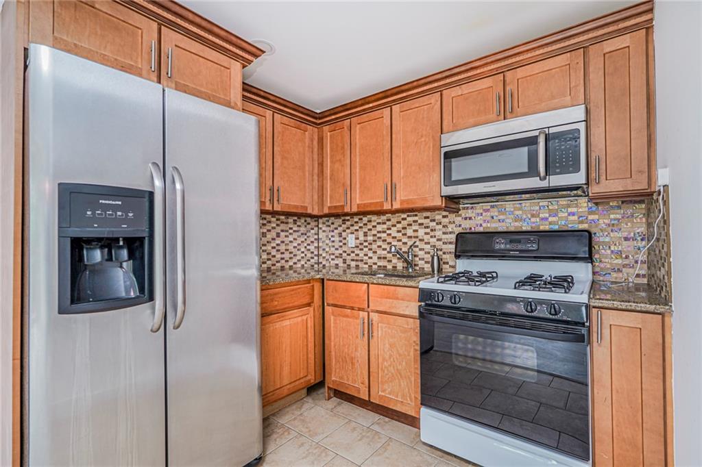 3165 Emmons Avenue Sheepshead Bay Brooklyn NY 11235
