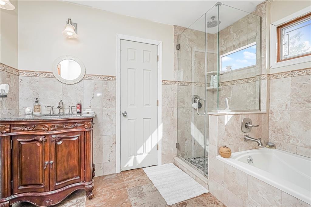 76 Lucille Avenue Rossville Staten Island NY 10309