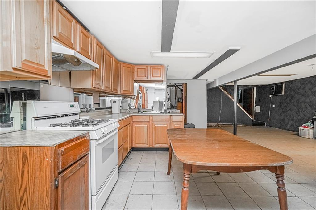 76 Lucille Avenue Rossville Staten Island NY 10309