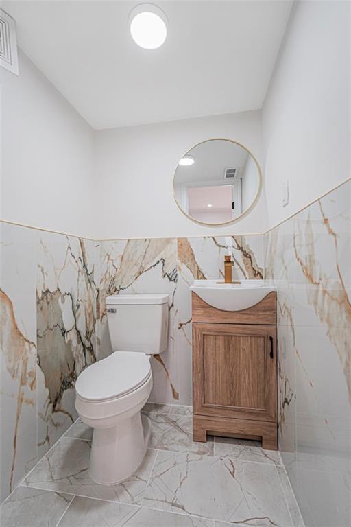 312 Grandview Avenue Mariner's Harbor Staten Island NY 10303
