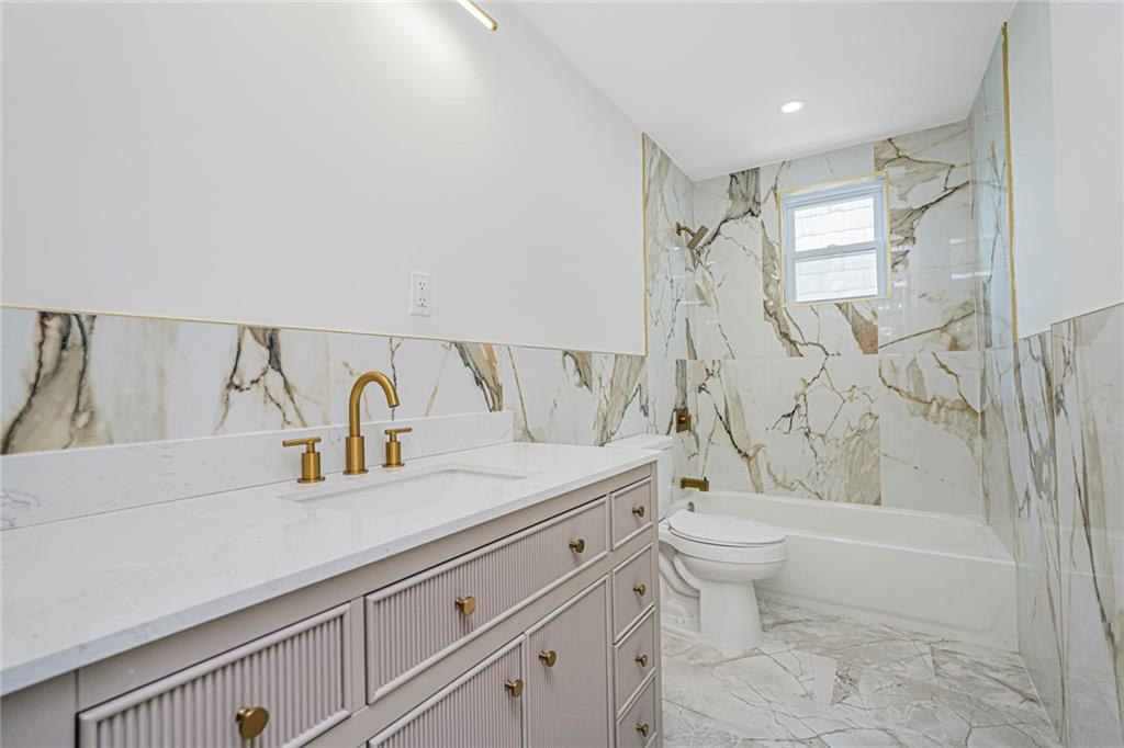 312 Grandview Avenue Mariner's Harbor Staten Island NY 10303