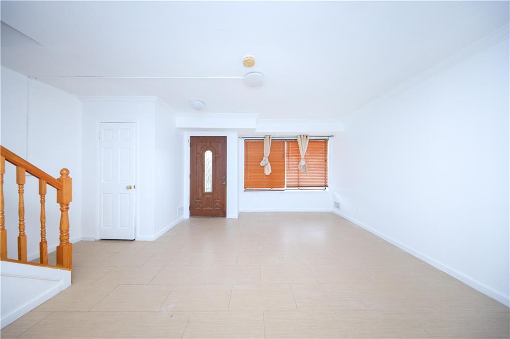 176 Arlington Place Mariner's Harbor Staten Island NY 10303