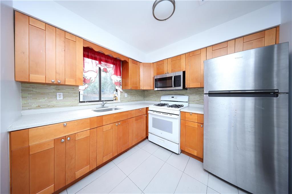 176 Arlington Place Mariner's Harbor Staten Island NY 10303