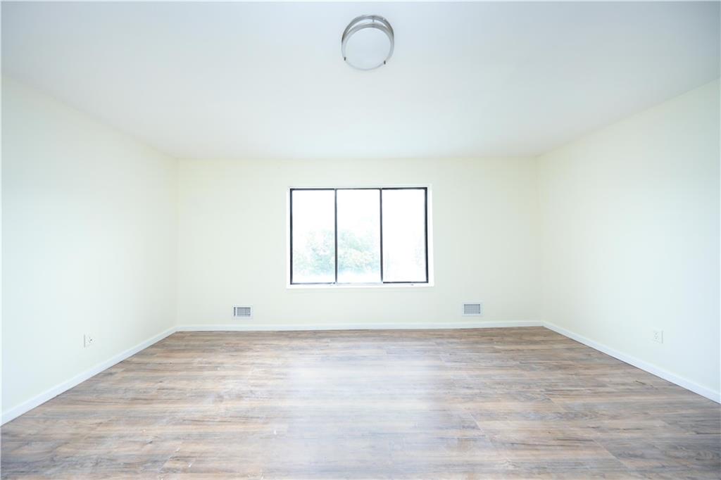 176 Arlington Place Mariner's Harbor Staten Island NY 10303
