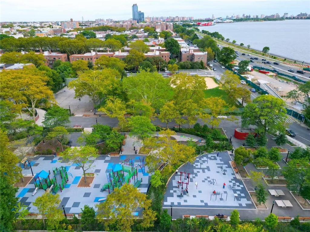 303 Bay 14th Street Bensonhurst Brooklyn NY 11214