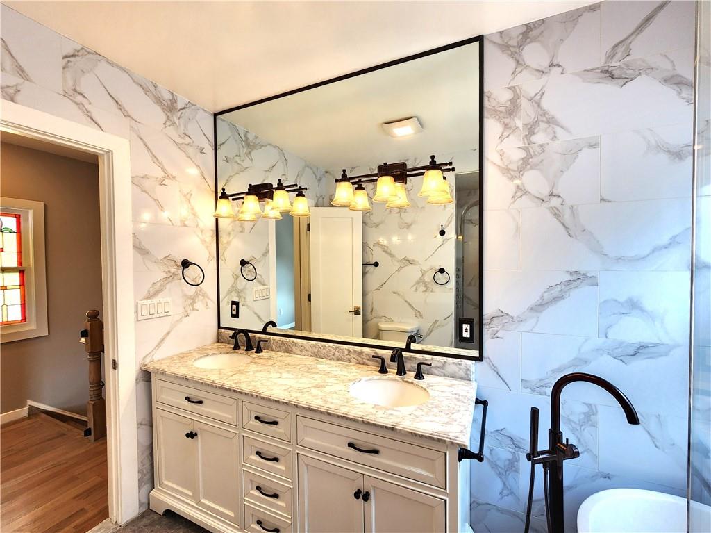 3216 Avenue J Midwood Brooklyn NY 11210