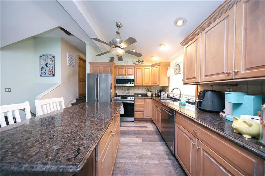18 Taunton Street Bay Terrace Richmond NY 10306