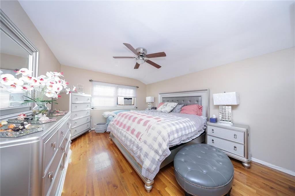 18 Taunton Street Bay Terrace Richmond NY 10306