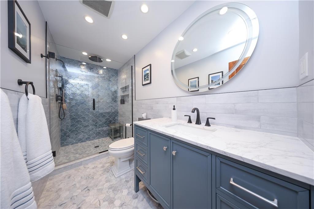 163-15 86th Street Howard Beach Brooklyn NY 11414