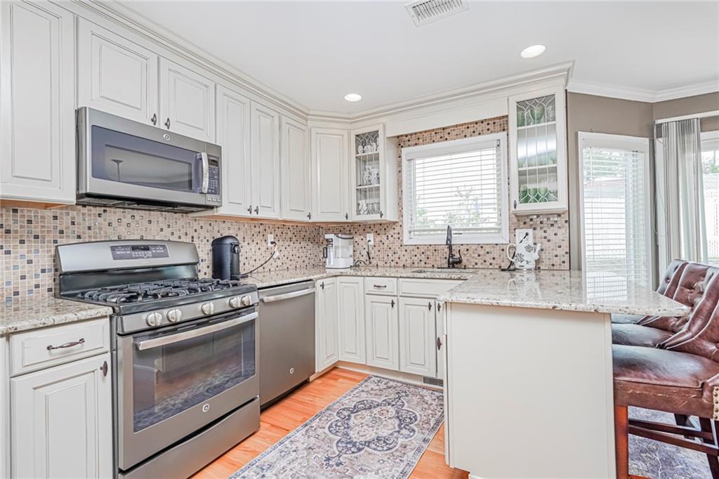 11 Whitaker Place Dongan Hills Staten Island NY 10304