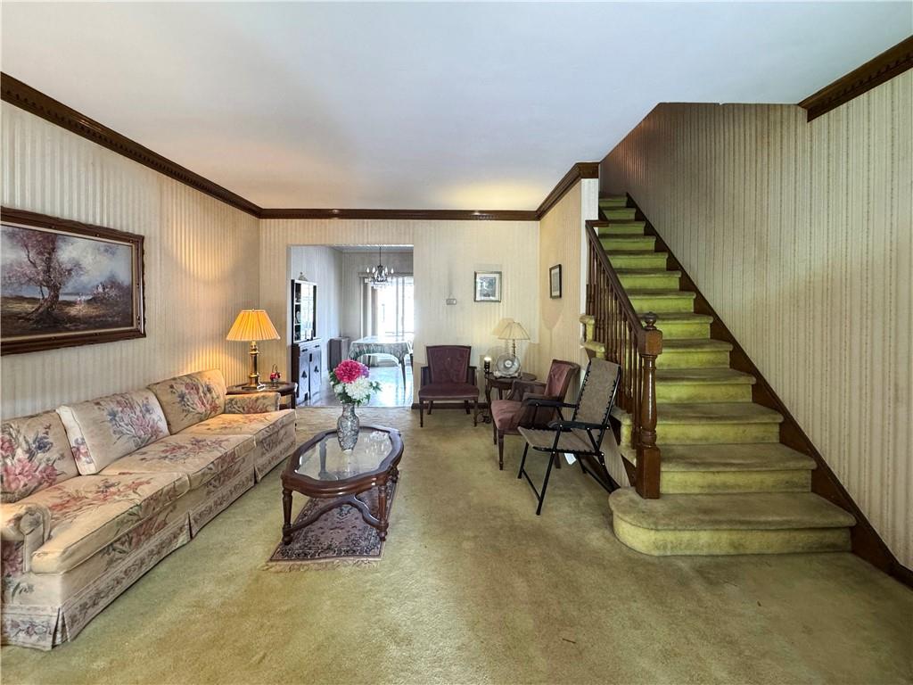 6073 71st Street Maspeth Maspeth NY 11378