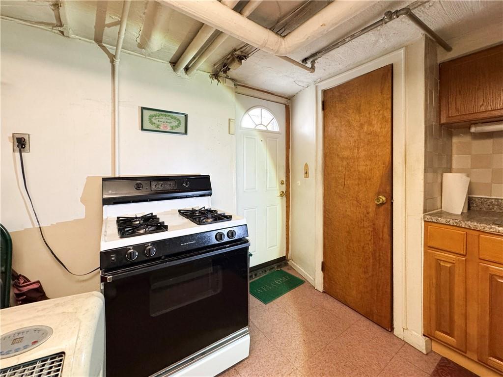 6073 71st Street Maspeth Maspeth NY 11378