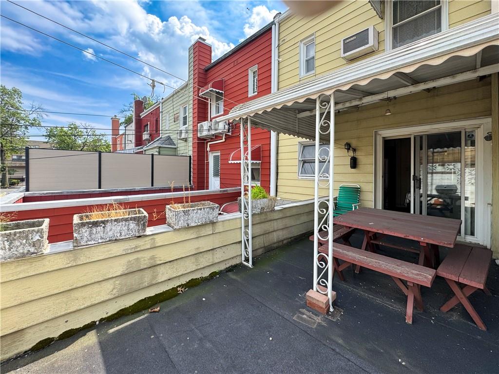 6073 71st Street Maspeth Maspeth NY 11378