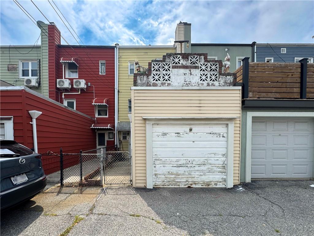 6073 71st Street Maspeth Maspeth NY 11378