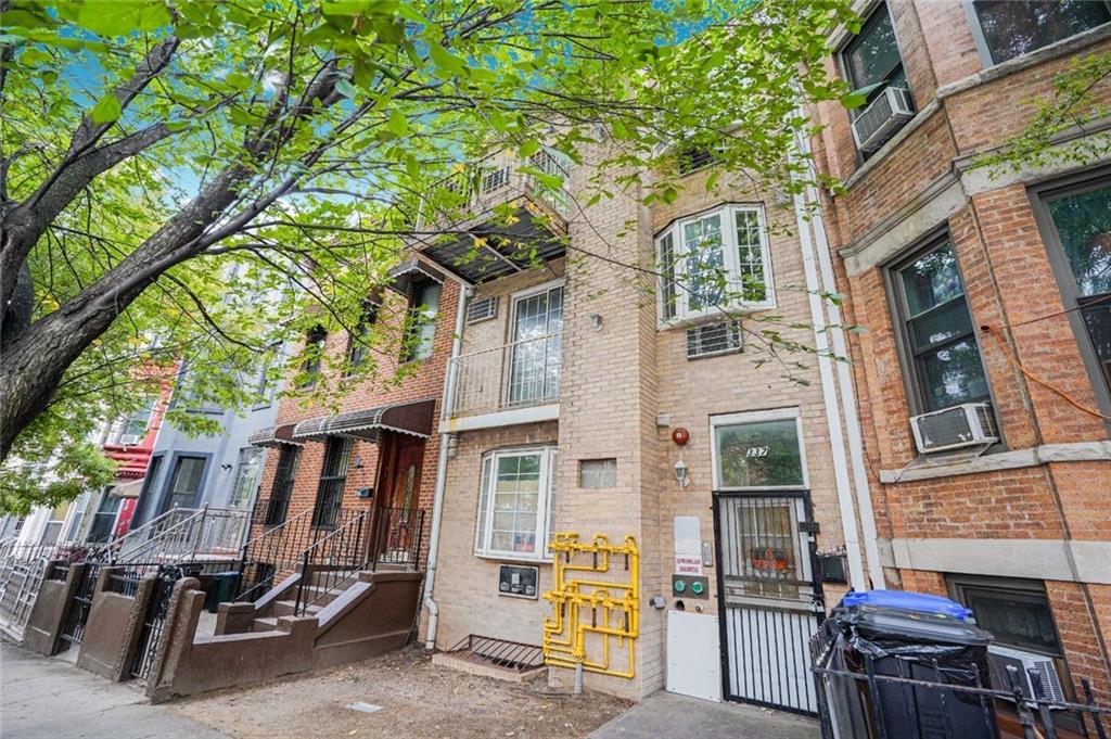 337 48th Street Sunset Park Brooklyn NY 11220