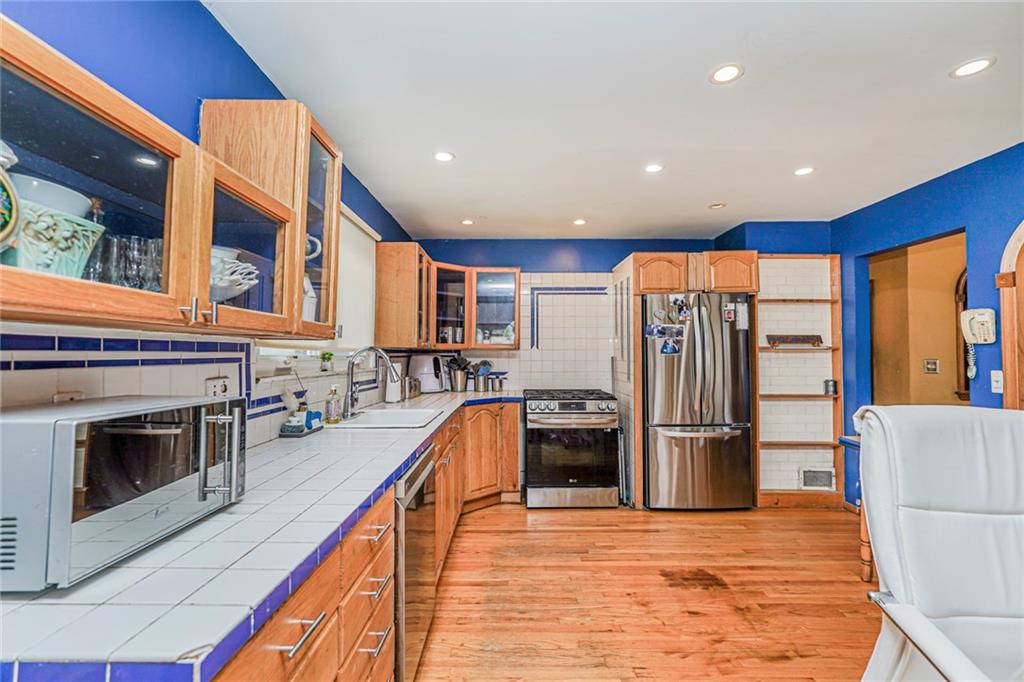 880 Sinclair Avenue Woodrow Staten Island NY 10309