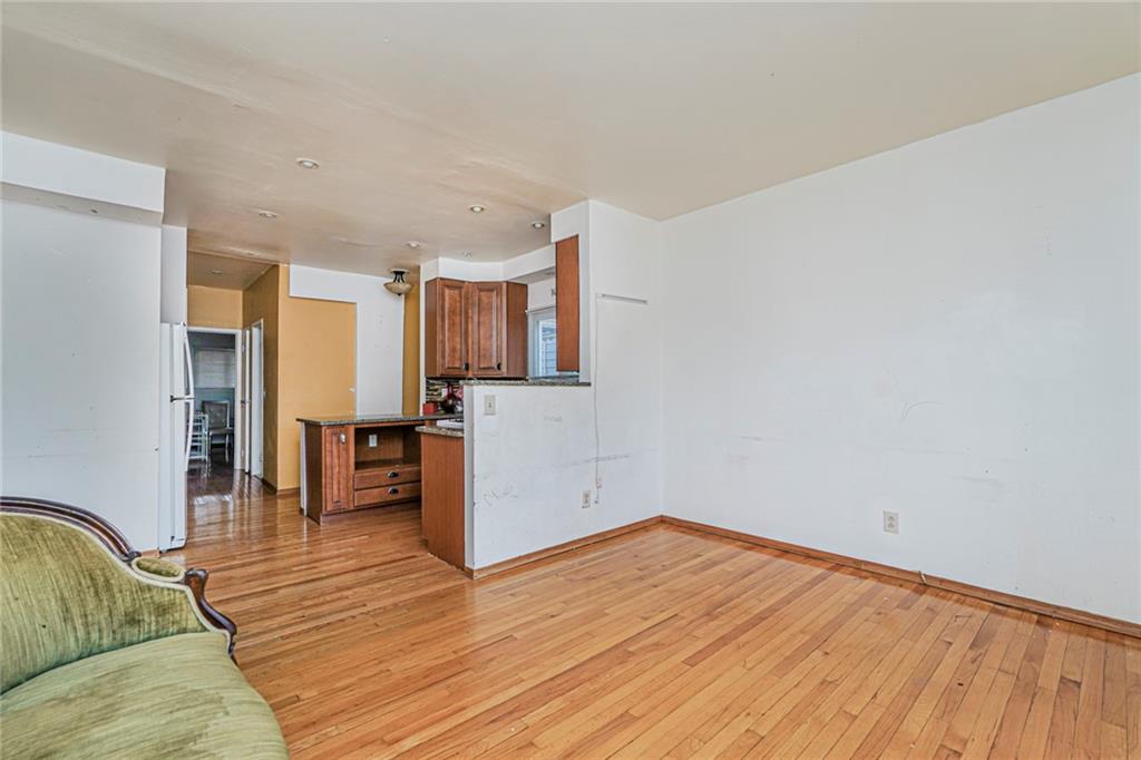 880 Sinclair Avenue Woodrow Staten Island NY 10309
