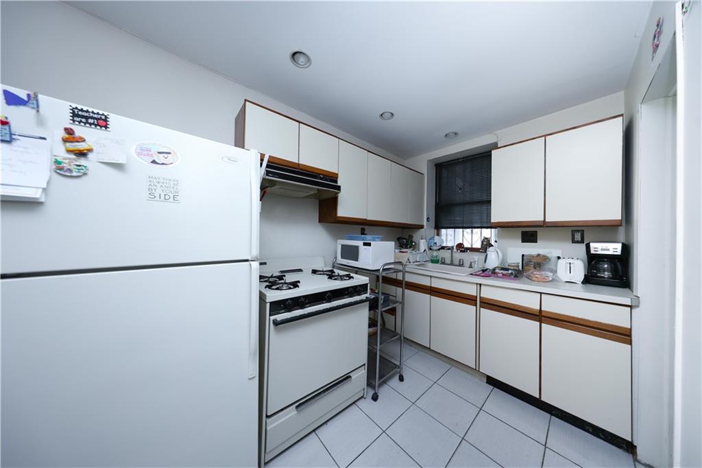 1988 East 29th Street Madison Brooklyn NY 11229