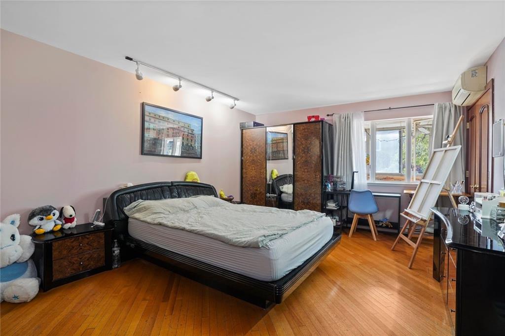 2514 Hubband Street Sheepshead Bay Brooklyn NY 11235