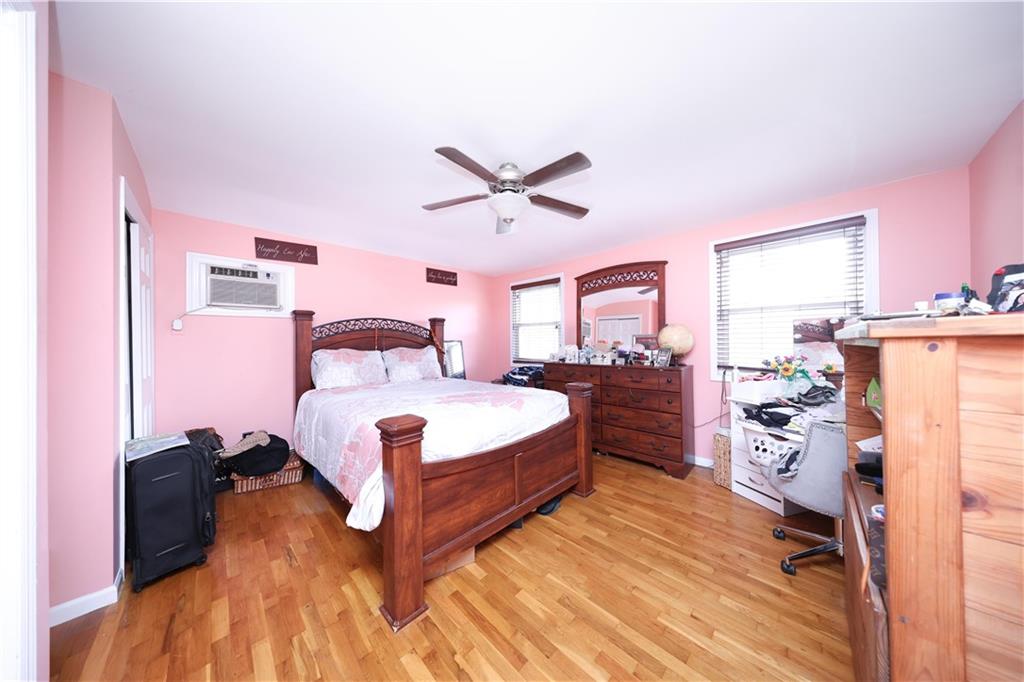 4 Country Woods Lane Great Kills Staten Island NY 10308