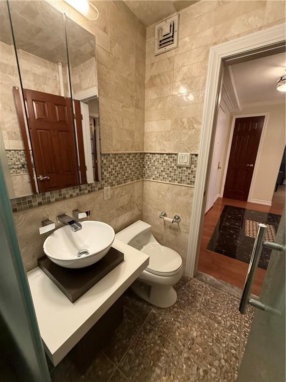 1213 Avenue Z Sheepshead Bay Brooklyn NY 11235