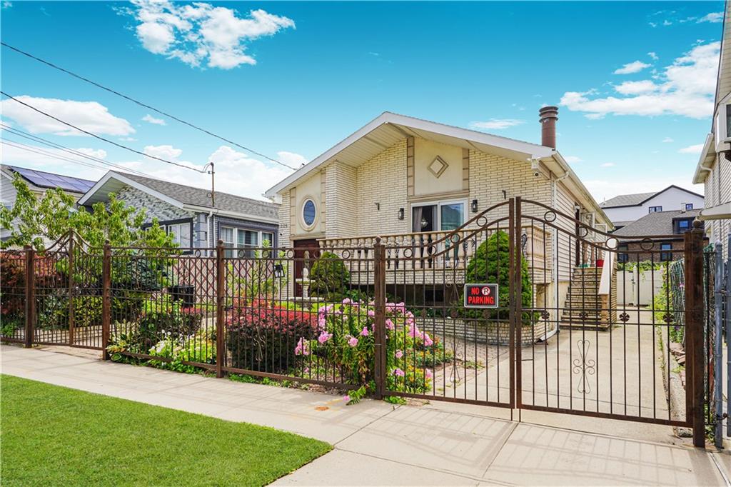 226 Olympia Boulevard South Beach Staten Island NY 10305