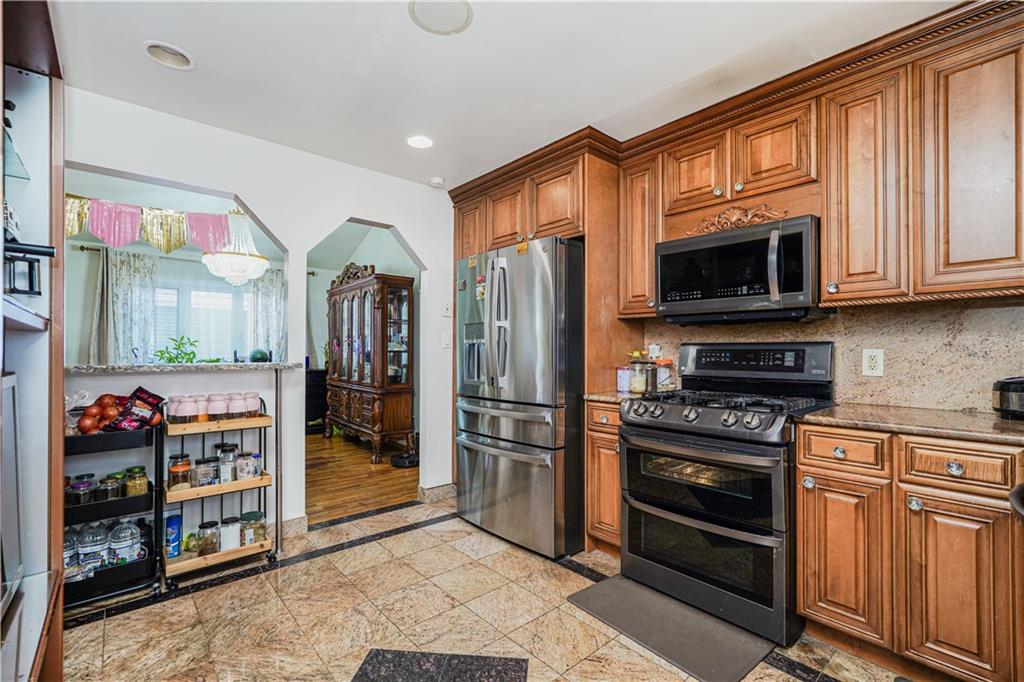 226 Olympia Boulevard South Beach Staten Island NY 10305