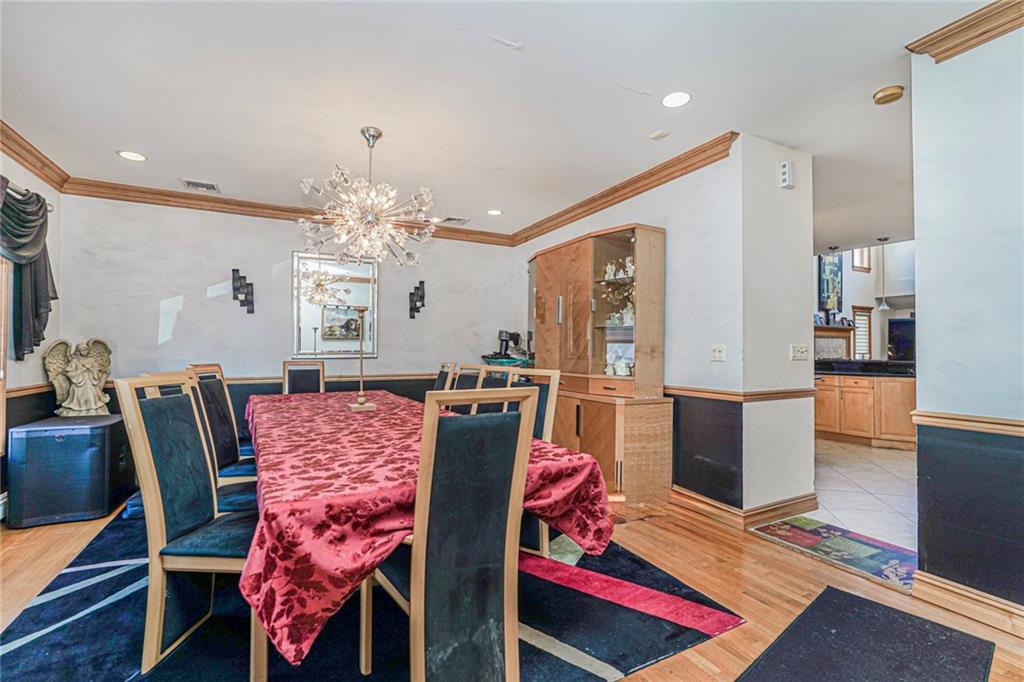 124 Virginia Avenue Rosebank Staten Island NY 10305