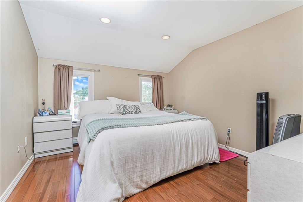 124 Virginia Avenue Rosebank Staten Island NY 10305