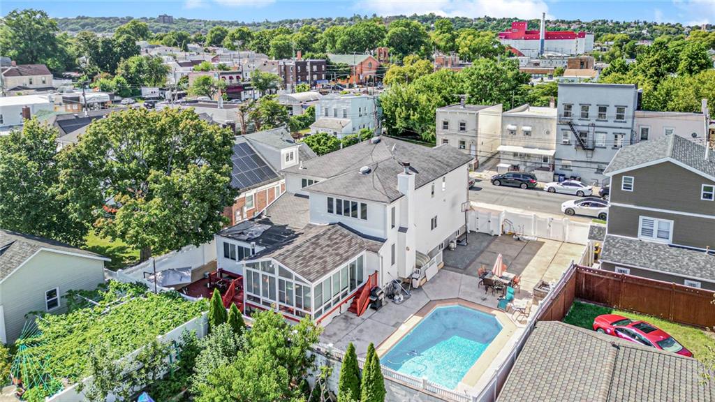124 Virginia Avenue Rosebank Staten Island NY 10305