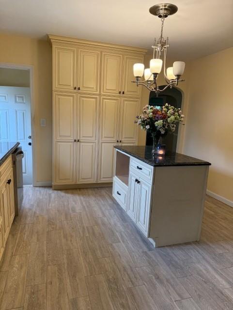 4 Brentwood Avenue Randall Manor Staten Island NY 10301