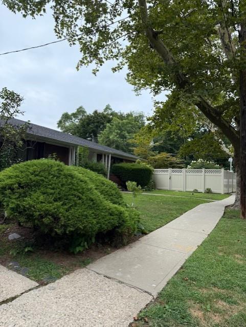 4 Brentwood Avenue Randall Manor Staten Island NY 10301