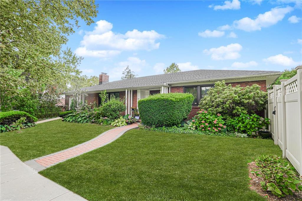 4 Brentwood Avenue Randall Manor Staten Island NY 10301