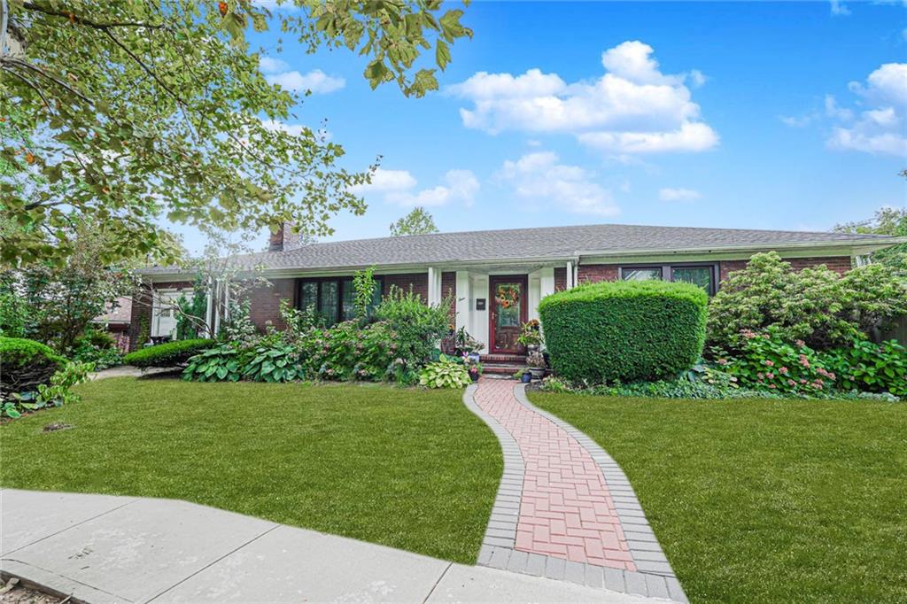 4 Brentwood Avenue Randall Manor Staten Island NY 10301
