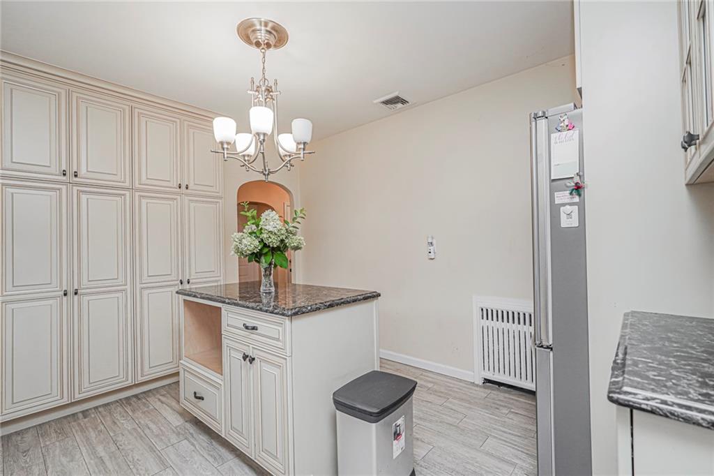 4 Brentwood Avenue Randall Manor Staten Island NY 10301