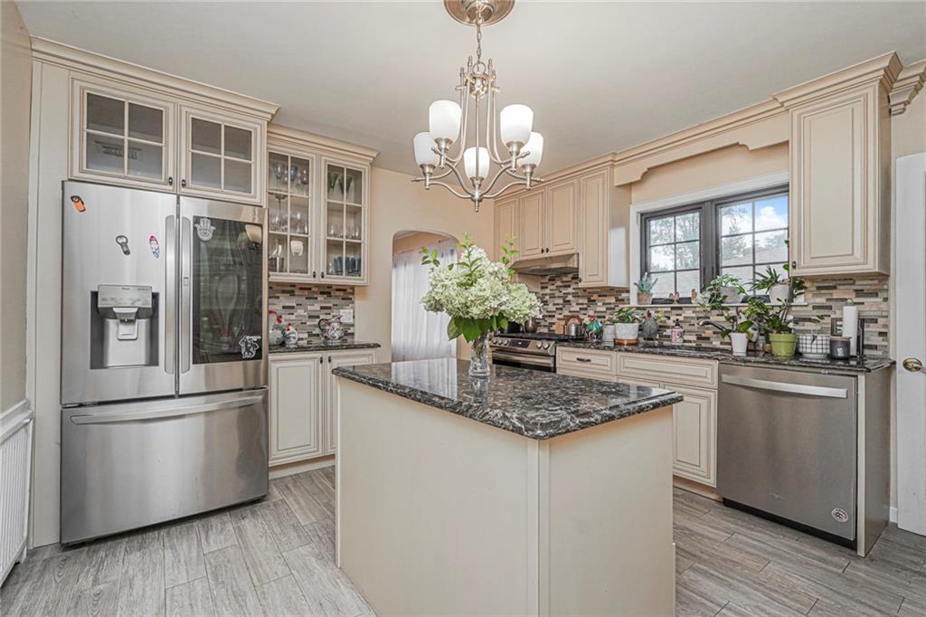 4 Brentwood Avenue Randall Manor Staten Island NY 10301