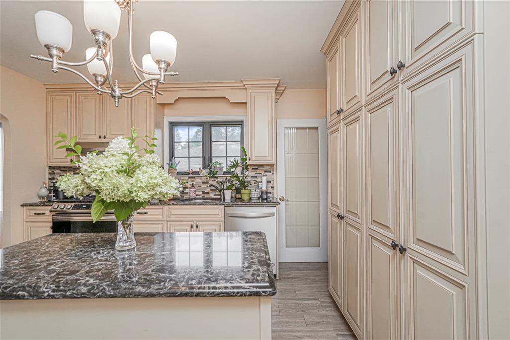 4 Brentwood Avenue Randall Manor Staten Island NY 10301