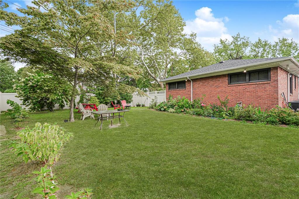 4 Brentwood Avenue Randall Manor Staten Island NY 10301