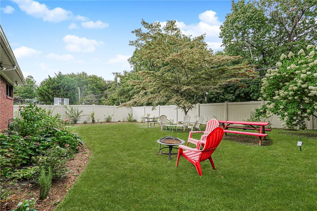 4 Brentwood Avenue Randall Manor Staten Island NY 10301