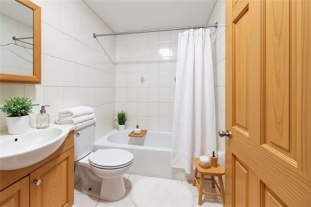 3678 Shore Parkway Sheepshead Bay Brooklyn NY 11235