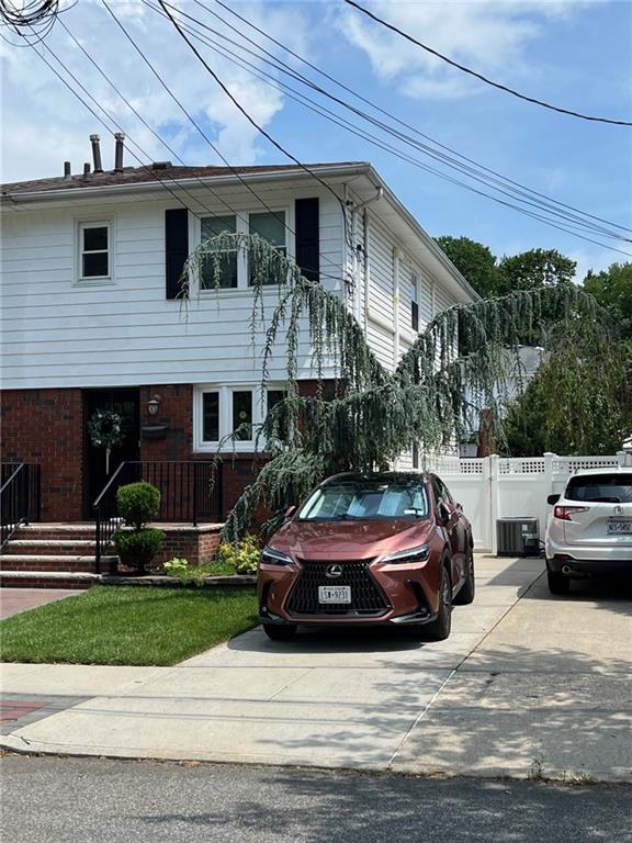 87 Vincent Avenue Oakwood Staten Island NY 10306