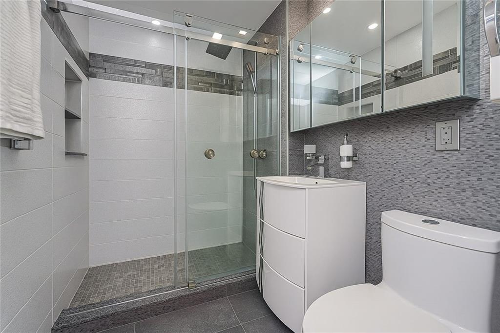 2800 East 29 Street Sheepshead Bay Brooklyn NY 11235