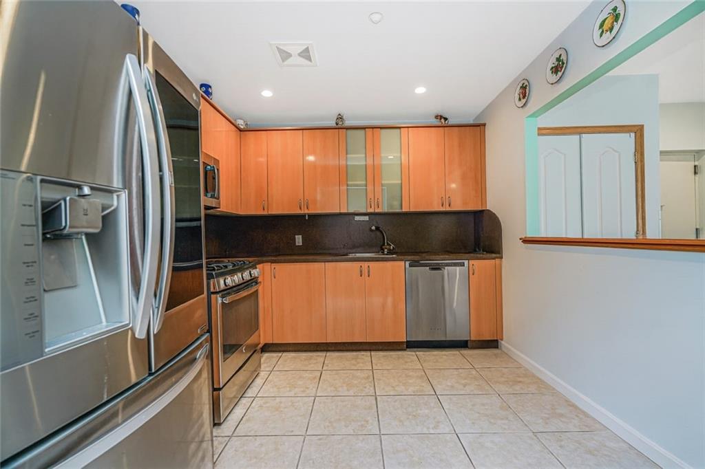2800 East 29 Street Sheepshead Bay Brooklyn NY 11235
