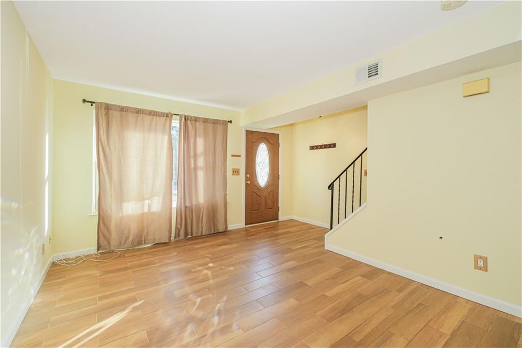 521 Buel Avenue Midland Beach Staten Island NY 10305