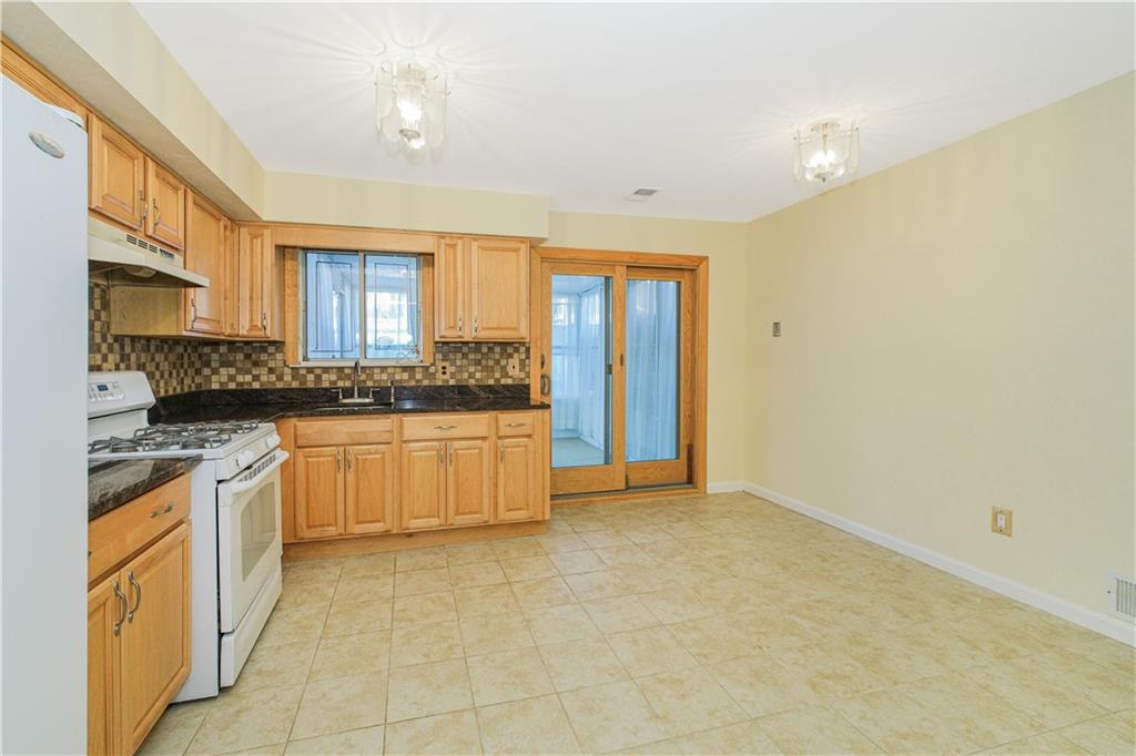 521 Buel Avenue Midland Beach Staten Island NY 10305