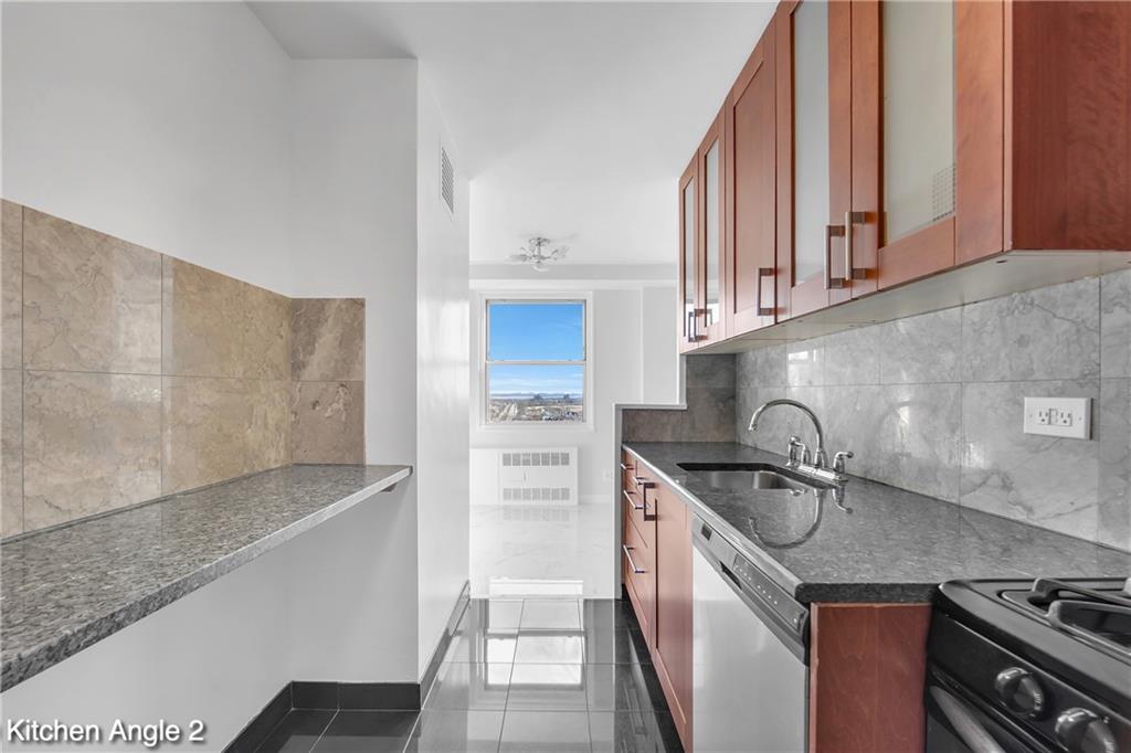 35 Seacoast Terrace Brighton Beach Brooklyn NY 11235