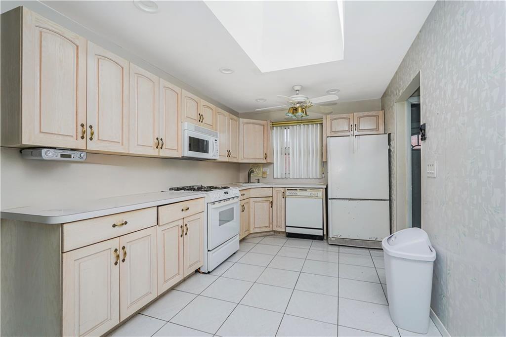 276 Fairbanks Avenue Oakwood Staten Island NY 10306