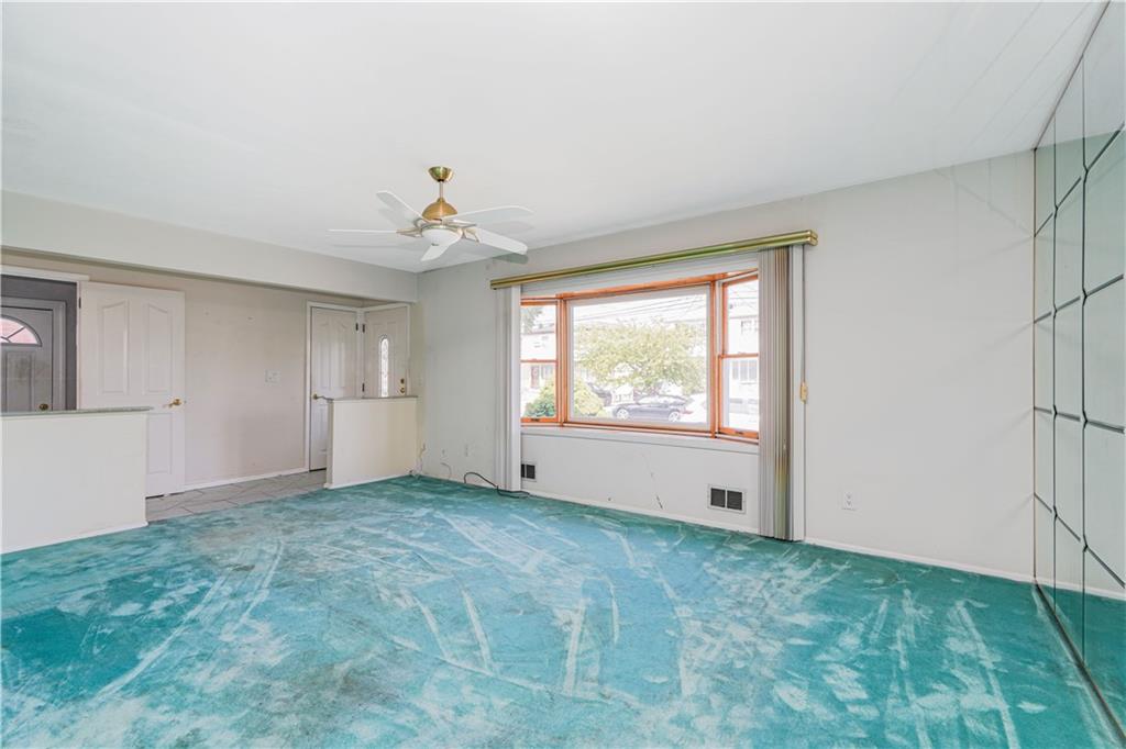 276 Fairbanks Avenue Oakwood Staten Island NY 10306